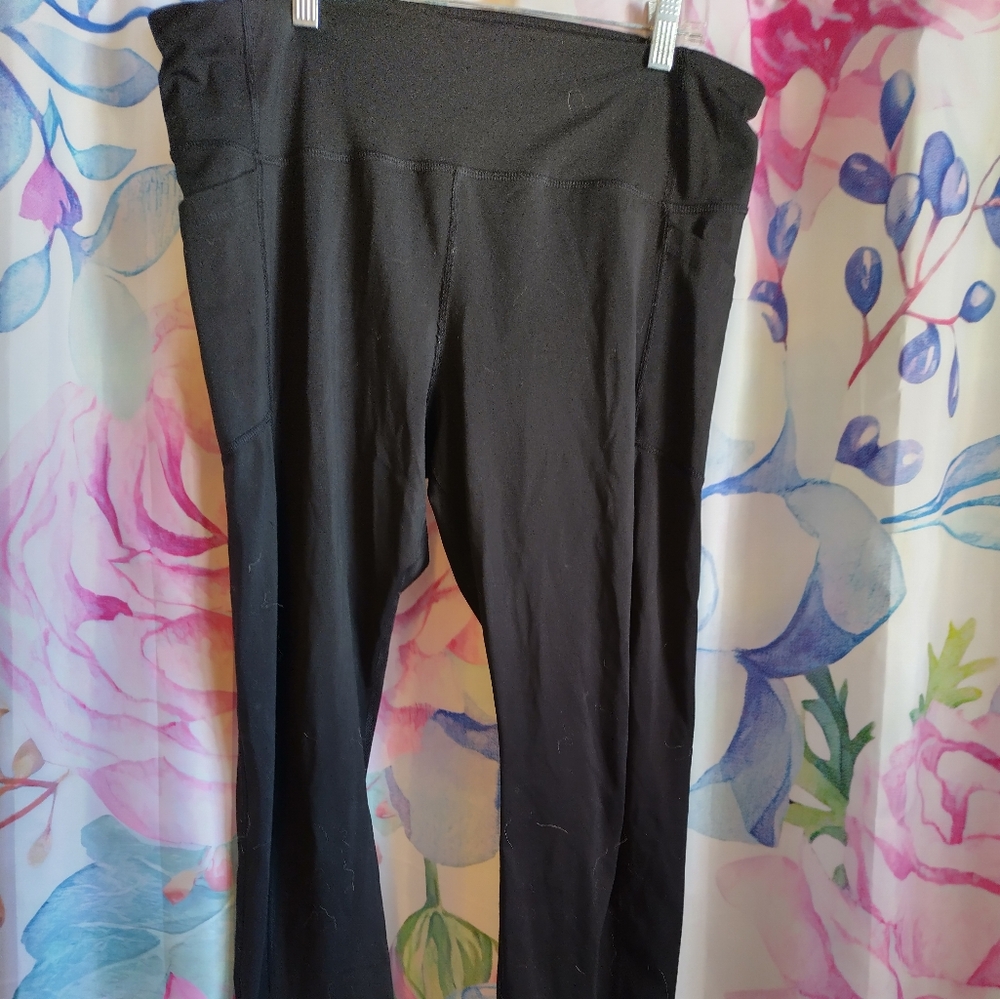 2 Pair Avia Black Athletic Leggings